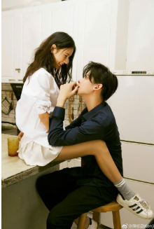 XUYÊN VỀ MƯỜI NĂM ĐỂ CUA LẠI VỢ
